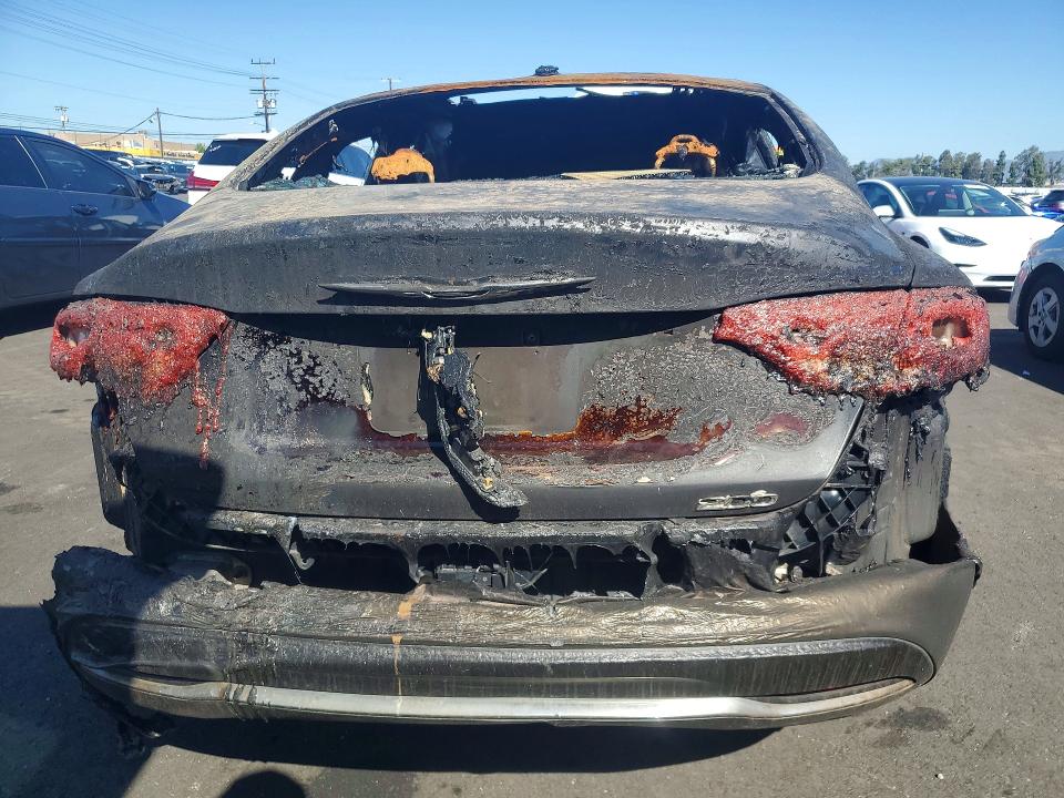 49845716 :رقم المزاد ، 1C3CCCAB2FN625120 vin ، 2015 Chrysler 200 مزاد بيع