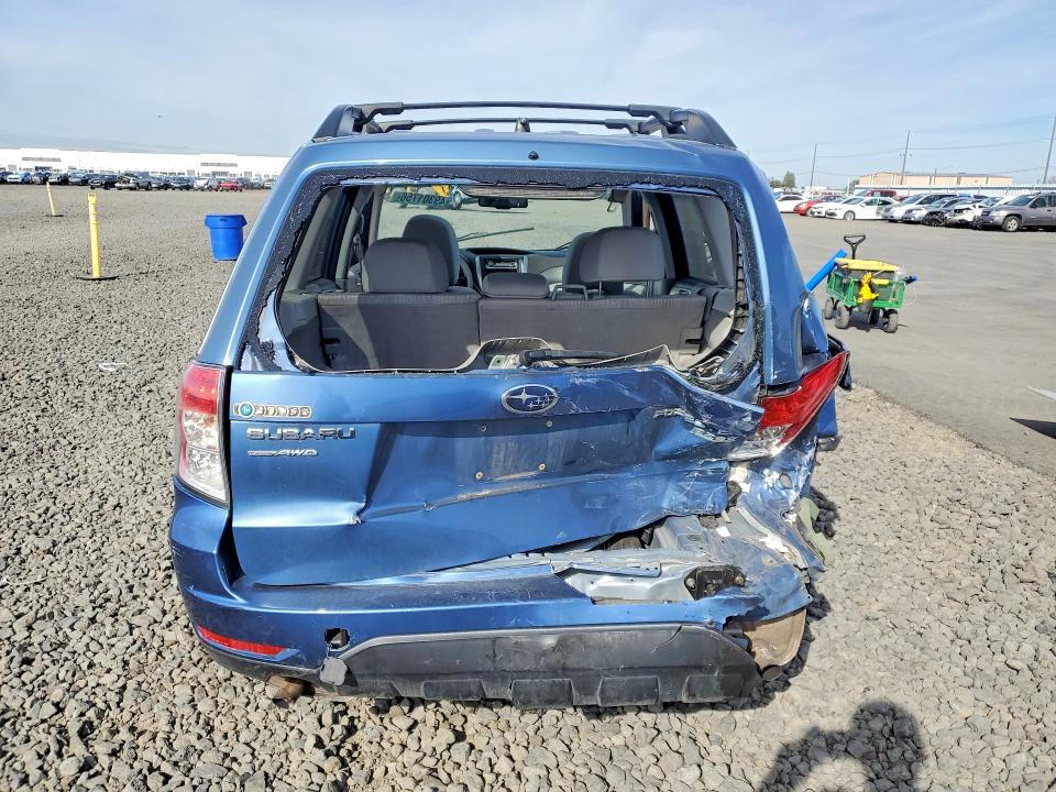 49301756 :رقم المزاد ، JF2SH6CC3AH786438 vin ، 2010 Subaru Forester مزاد بيع