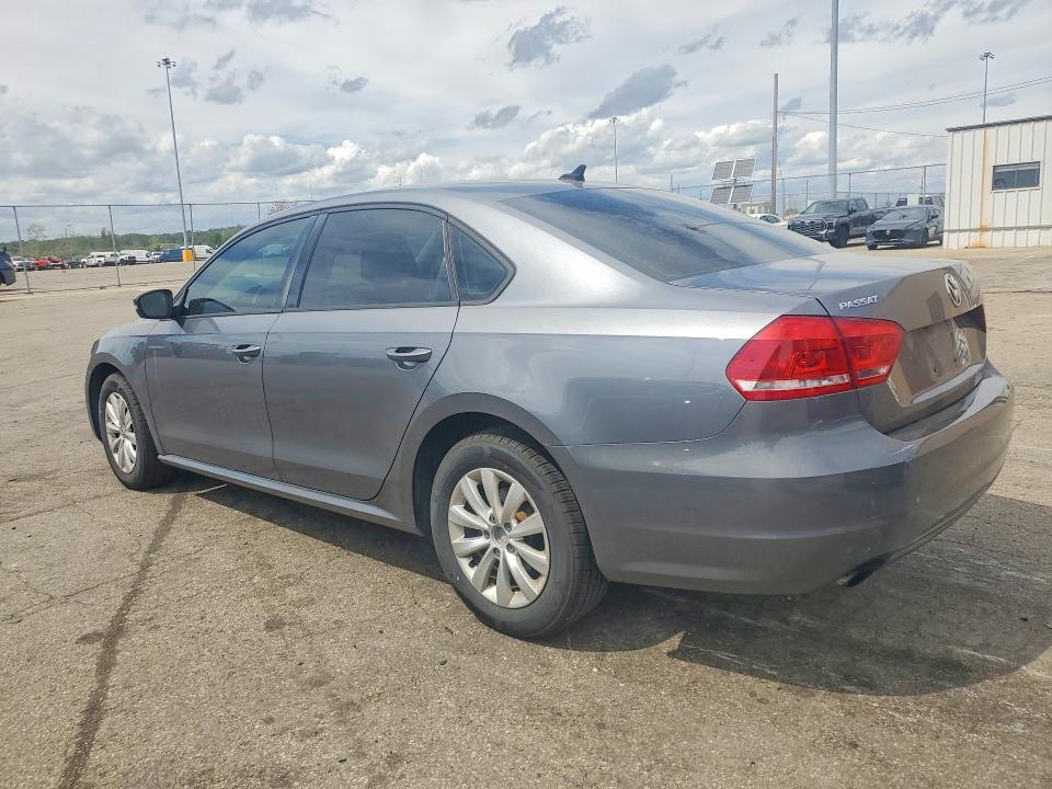 50281546 :رقم المزاد ، 1VWAT7A32FC029789 vin ، 2015 Volkswagen Passat مزاد بيع