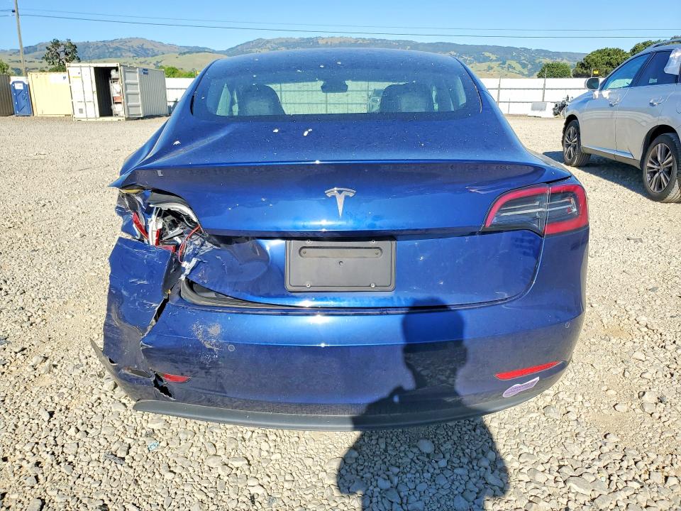 48797436 :رقم المزاد ، 5YJ3E1EA8KF400799 vin ، 2019 Tesla Model 3 مزاد بيع