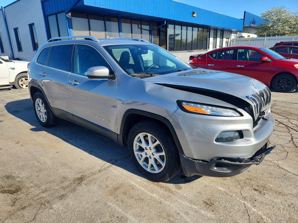 51873806 :رقم المزاد ، 1C4PJMCSXFW619176 vin ، 2015 Jeep Cherokee مزاد بيع