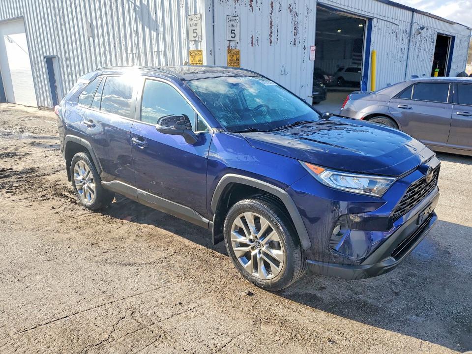 Продажа на аукционе авто 2019 Toyota Rav4, vin: 2T3A1RFV6KW045600, номер лота: 48942476