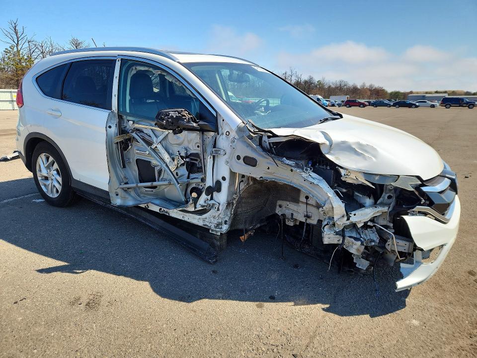 49105056 :رقم المزاد ، 5J6RM4H78FL022768 vin ، 2015 Honda Cr-v مزاد بيع