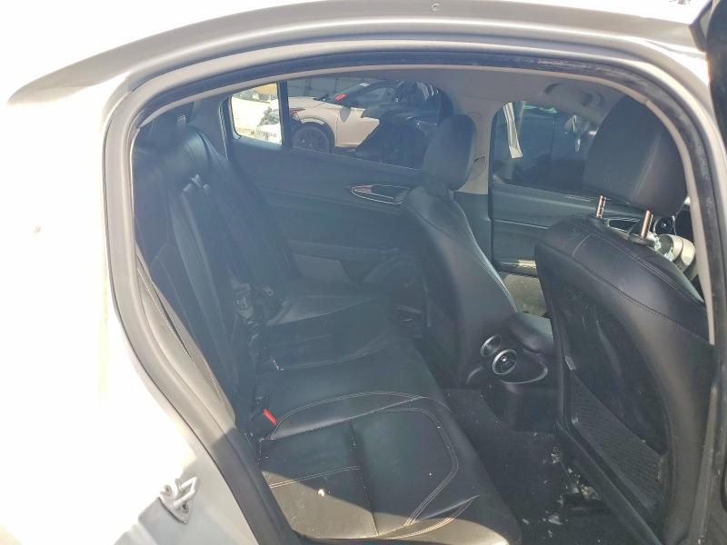 Продаж на аукціоні авто 2017 Alfa Romeo Giulia, vin: ZARFAEDN8H7528565, номер лоту: 50503316