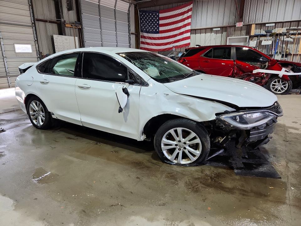50925276 :رقم المزاد ، 1C3CCCAB8FN711550 vin ، 2015 Chrysler 200 مزاد بيع