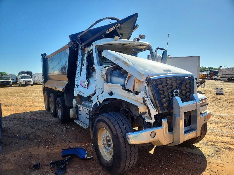 2026 Volvo Vhd მანქანა იყიდება აუქციონზე, vin: 4V5KG9EJ2TN692747, აუქციონის ნომერი: 48632776