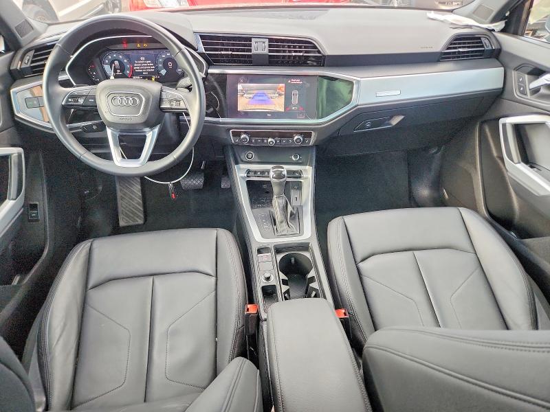 48106776 :رقم المزاد ، WA1DECF39M1021333 vin ، 2021 Audi Q3 مزاد بيع