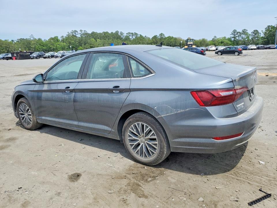 50678786 :رقم المزاد ، 3VWC57BU1MM045102 vin ، 2021 Volkswagen Jetta مزاد بيع
