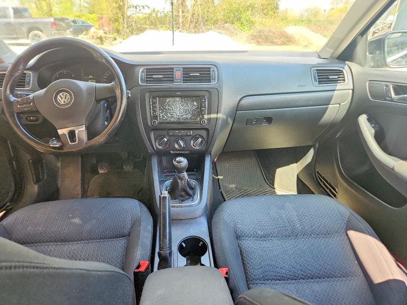 2011 Volkswagen Jetta მანქანა იყიდება აუქციონზე, vin: 3VWWL7AJ5BM007346, აუქციონის ნომერი: 48735386