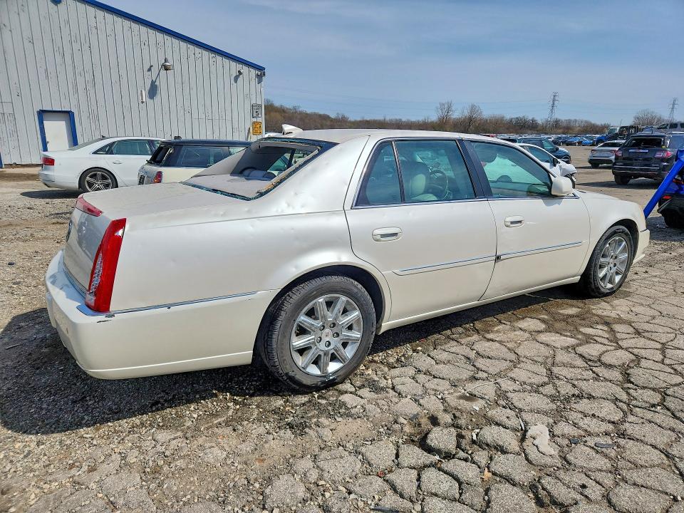 49004876 :رقم المزاد ، 1G6KH5E64BU114982 vin ، 2011 Cadillac Dts مزاد بيع