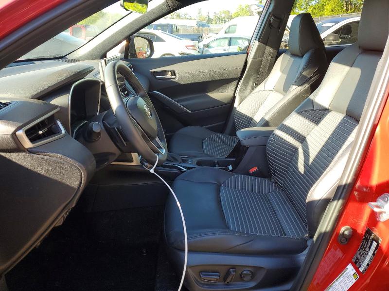 49681906 :رقم المزاد ، 7MUFBABG4RV045303 vin ، 2024 Toyota Corolla Cross Hybrid مزاد بيع