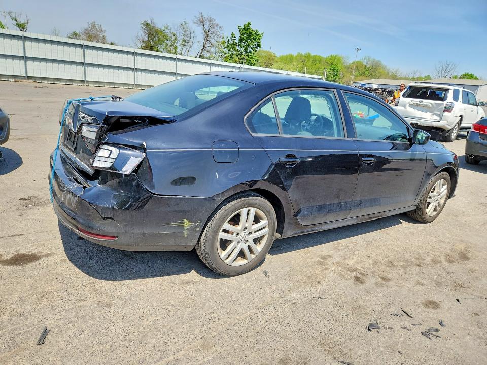 Aukcja sprzedaży 2018 Volkswagen Jetta, vin: 3VW2B7AJ2JM238916, numer aukcji: 49492676