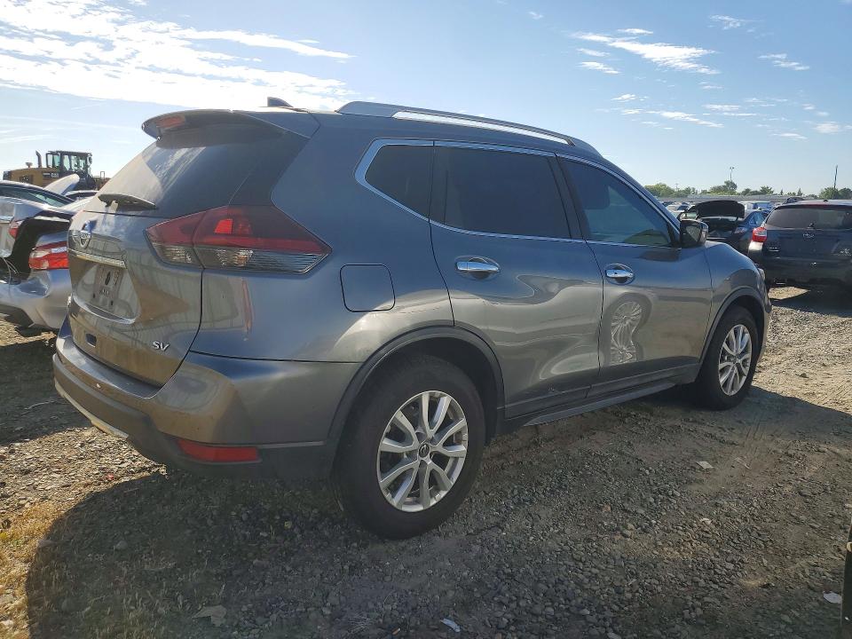 48939676 :رقم المزاد ، 5N1AT2MT2JC823374 vin ، 2018 Nissan Rogue مزاد بيع
