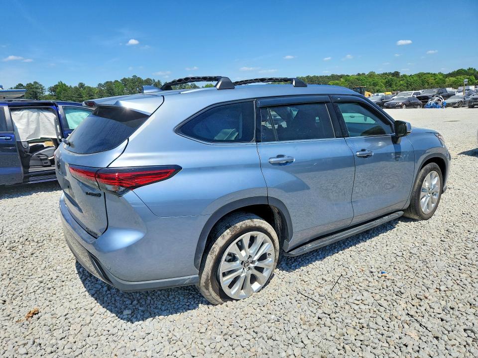 Aukcja sprzedaży 2022 Toyota Highlander Hybrid, vin: 5TDYARAH7NS014605, numer aukcji: 49721356