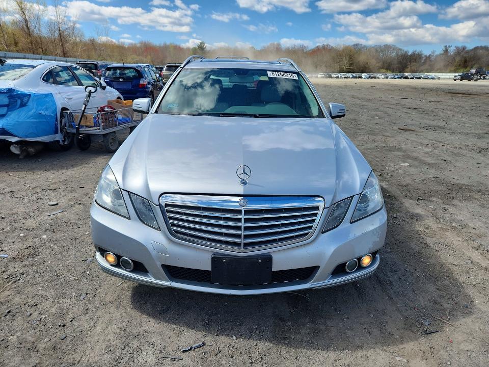 2011 Mercedes-benz E მანქანა იყიდება აუქციონზე, vin: WDDHH8HB2BA470064, აუქციონის ნომერი: 51266316