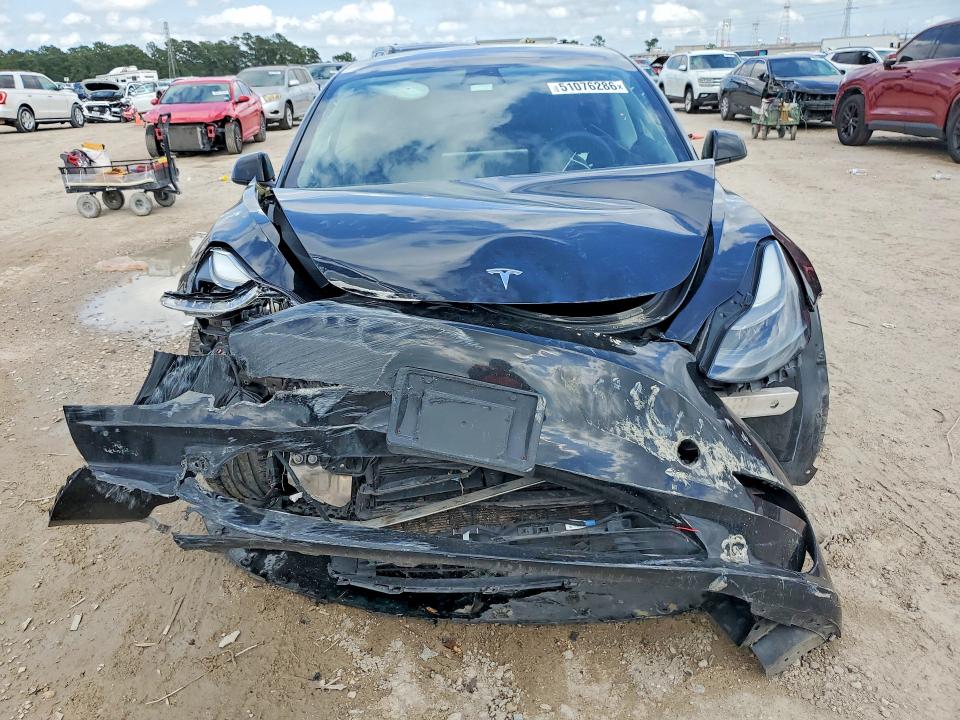 51076286 :رقم المزاد ، 5YJ3E1EA7PF511240 vin ، 2023 Tesla Model 3 مزاد بيع
