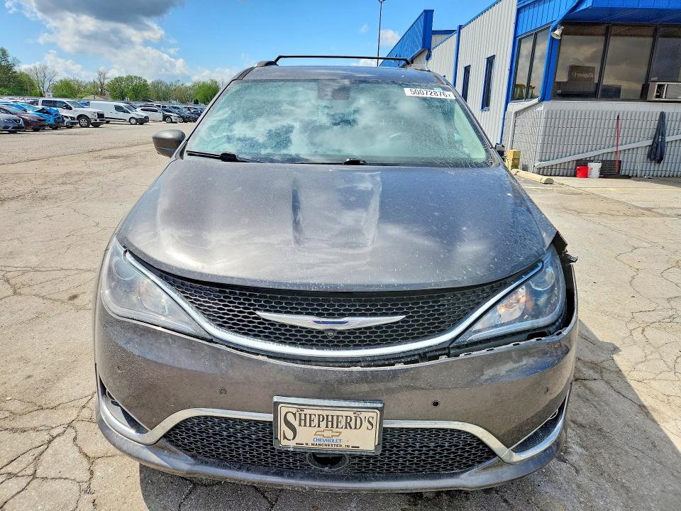 50072876 :رقم المزاد ، 2C4RC1EG6HR578440 vin ، 2017 Chrysler Pacifica مزاد بيع