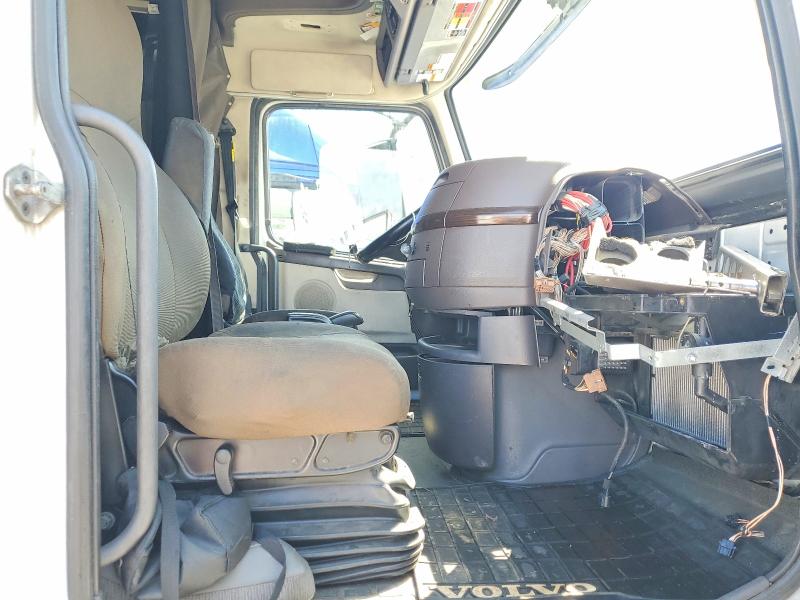 48815756 :رقم المزاد ، 4V4NC9EJ7GN974546 vin ، 2016 Volvo Vnl مزاد بيع