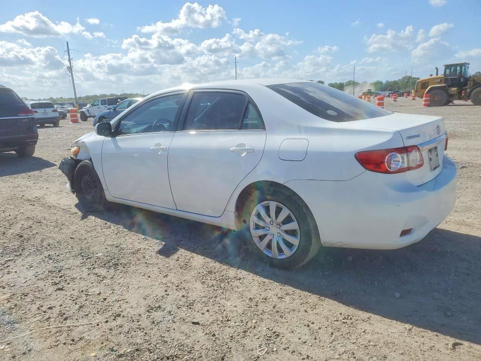 49152286 :رقم المزاد ، 5YFBU4EE0DP174140 vin ، 2013 Toyota Corolla مزاد بيع