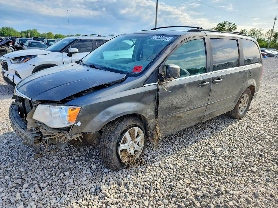 51060176 :رقم المزاد ، 2A4RR2D15AR376304 vin ، 2010 Chrysler Town & Country مزاد بيع