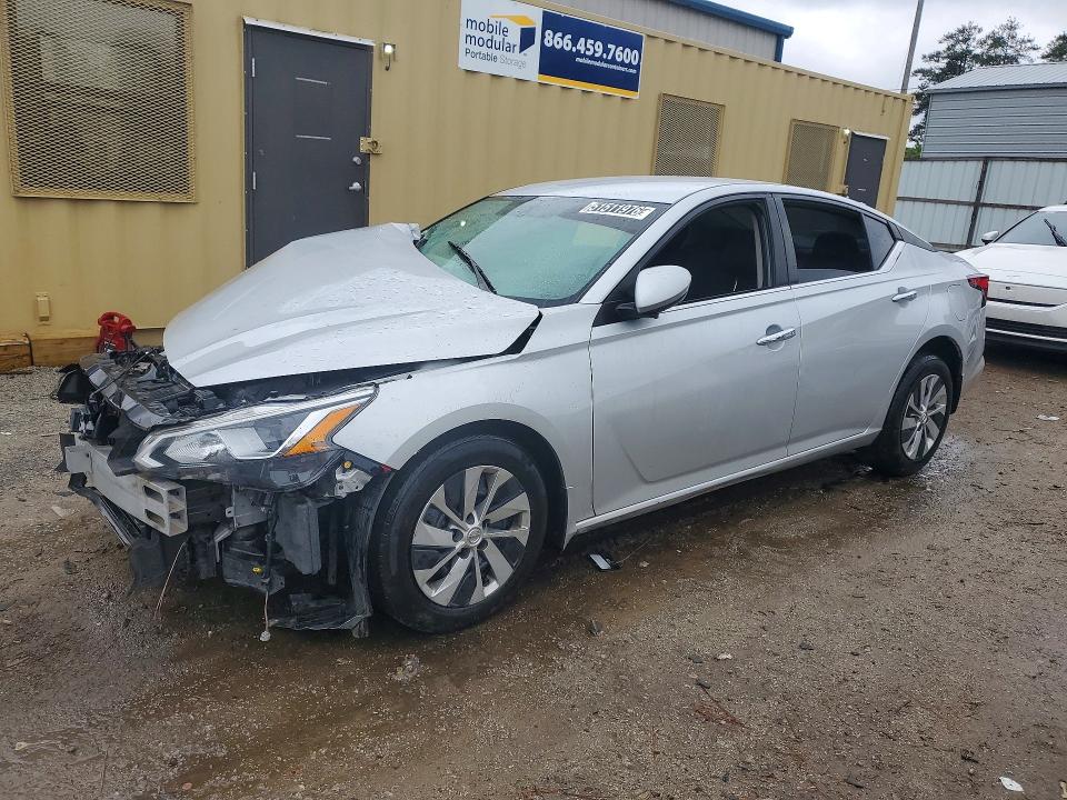 Auction sale of the 2019 Nissan Altima, vin: 1N4BL4BV3KC137070, lot number: 51511976