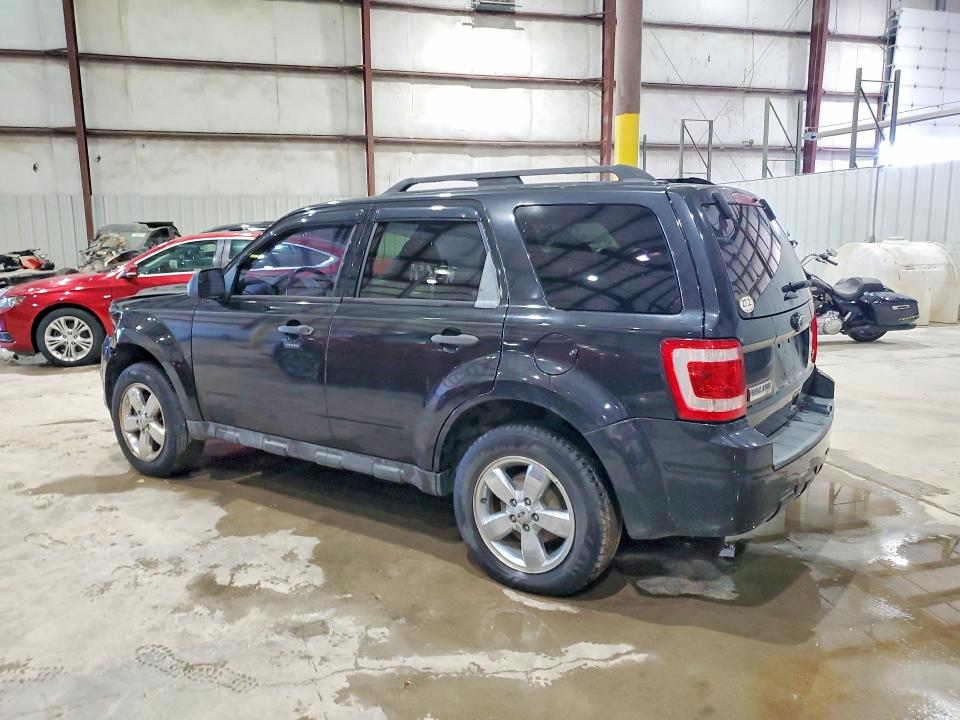 2011 Ford Escape მანქანა იყიდება აუქციონზე, vin: 1FMCU0DG9BKB00173, აუქციონის ნომერი: 48770146