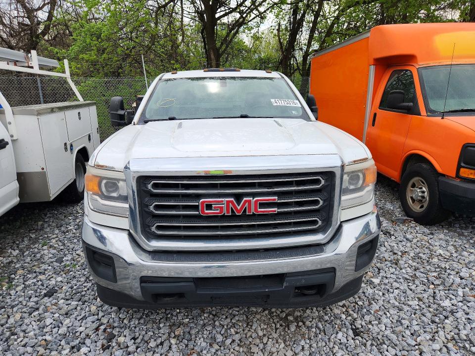 41775316 :رقم المزاد ، 1GD311C89FF149896 vin ، 2015 Gmc Sierra مزاد بيع