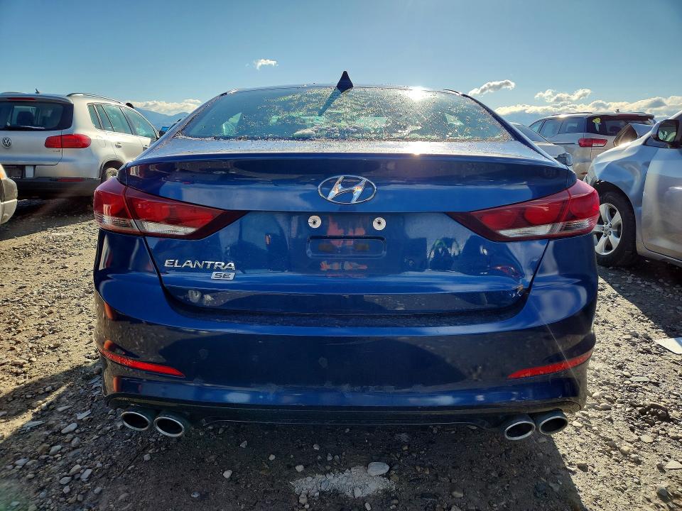 2017 Hyundai Elantra მანქანა იყიდება აუქციონზე, vin: 5NPD74LF4HH081605, აუქციონის ნომერი: 49578506