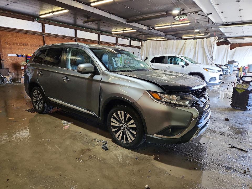 48772186 :رقم المزاد ، JA4AZ3A33LZ021388 vin ، 2020 Mitsubishi Outlander مزاد بيع