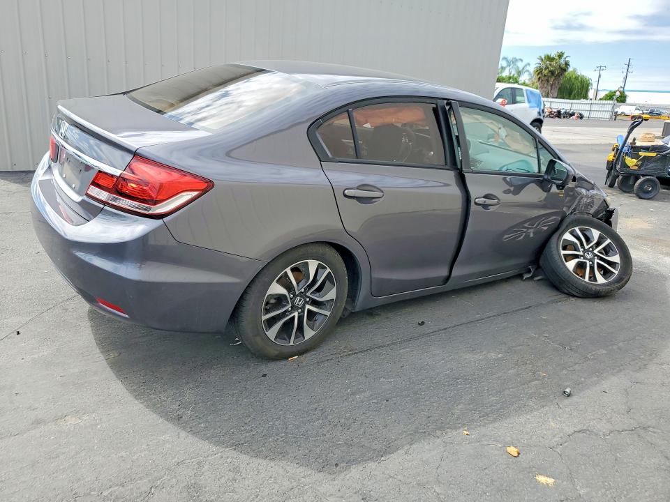 Продажа на аукционе авто 2015 Honda Civic, vin: 19XFB2F86FE246029, номер лота: 51293596