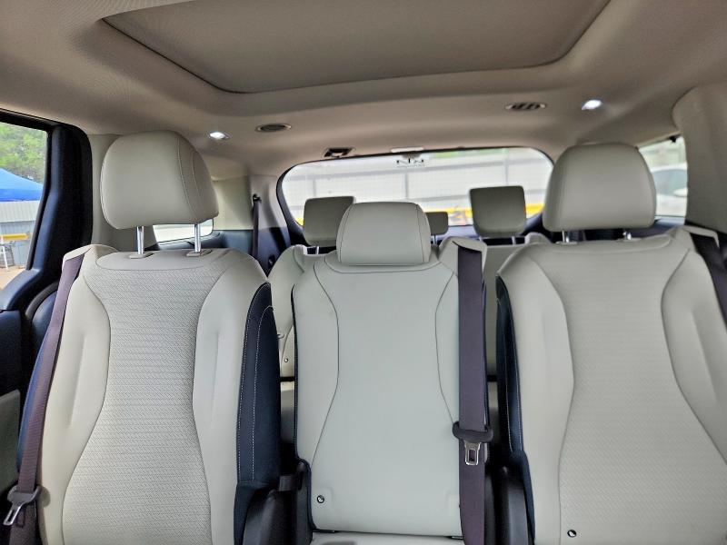 Продажа на аукционе авто 2025 Kia Carnival, vin: KNDNE5K34S6473167, номер лота: 50609696
