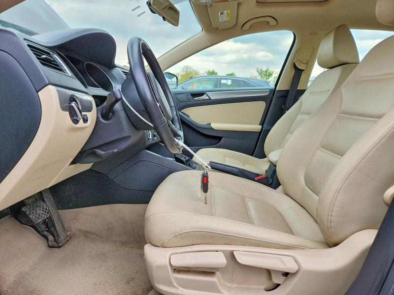 51586076 :رقم المزاد ، 3VWD17AJ5FM203001 vin ، 2015 Volkswagen Jetta مزاد بيع