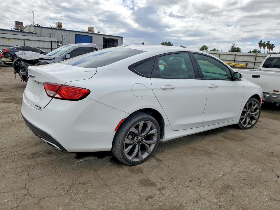2015 Chrysler 200 მანქანა იყიდება აუქციონზე, vin: 1C3CCCBG7FN635796, აუქციონის ნომერი: 50618236