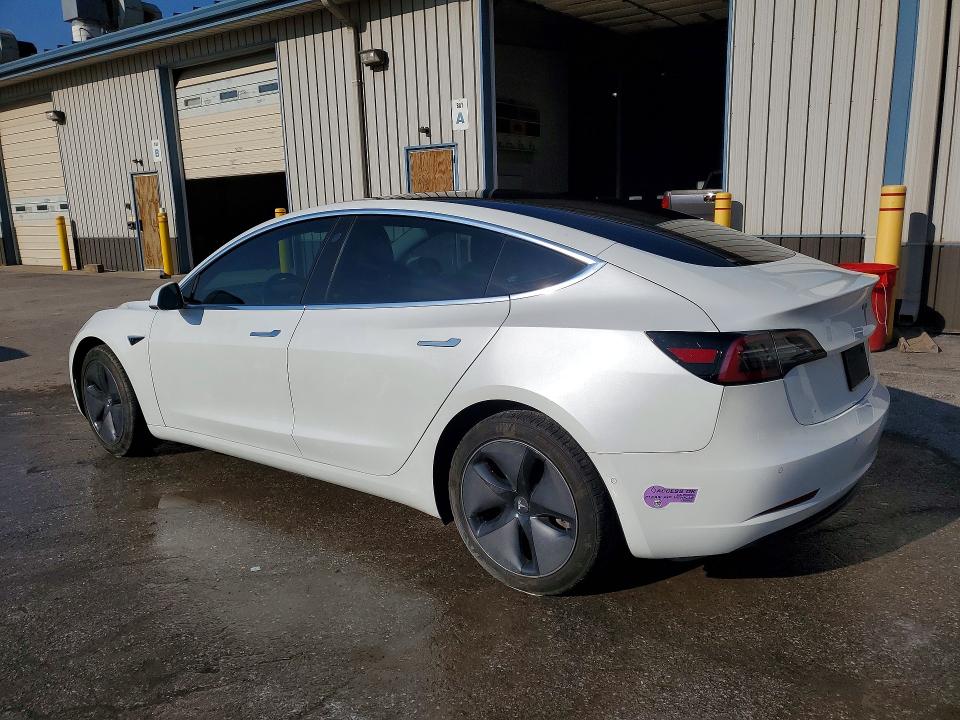 49603656 :رقم المزاد ، 5YJ3E1EA8KF300010 vin ، 2019 Tesla Model 3 مزاد بيع