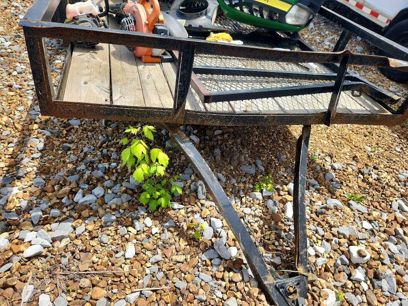 50437436 :رقم المزاد ، 426089424 vin ، 1984 Utility Trailer Trailer مزاد بيع
