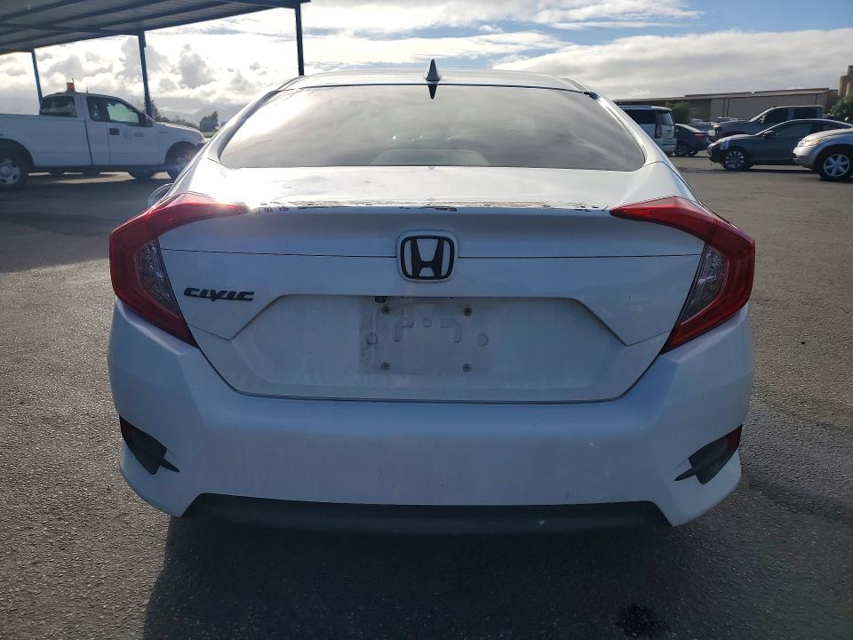 Aukcja sprzedaży 2018 Honda Civic, vin: JHMFC1F40JX007135, numer aukcji: 49325706
