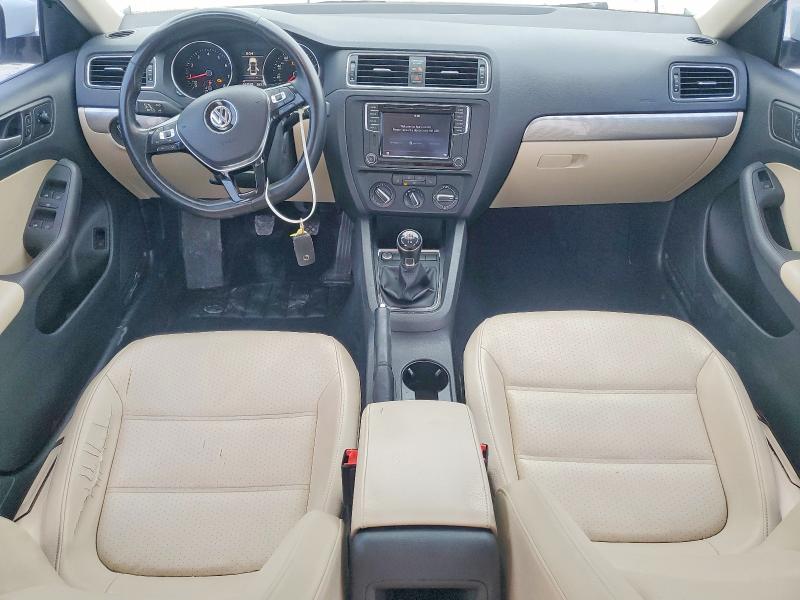 48957516 :رقم المزاد ، 3VWB67AJ8HM274706 vin ، 2017 Volkswagen Jetta مزاد بيع