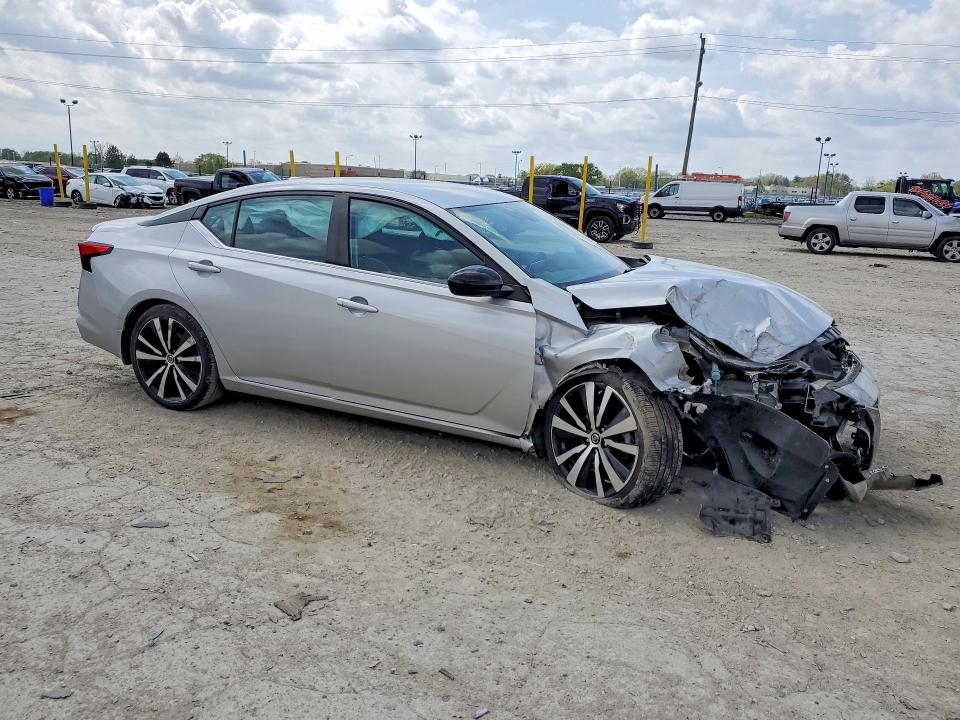 Продажа на аукционе авто 2021 Nissan Altima, vin: 1N4BL4CV0MN324448, номер лота: 49957666