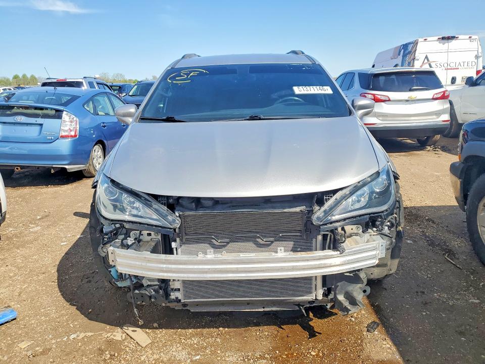 2018 Chrysler Pacifica მანქანა იყიდება აუქციონზე, vin: 2C4RC1EG4JR263321, აუქციონის ნომერი: 51371146