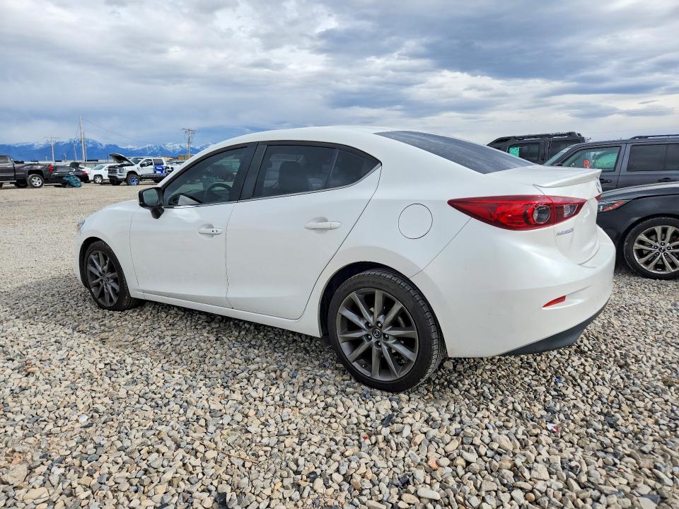 49456156 :رقم المزاد ، 3MZBN1V34JM185250 vin ، 2018 Mazda 3 مزاد بيع