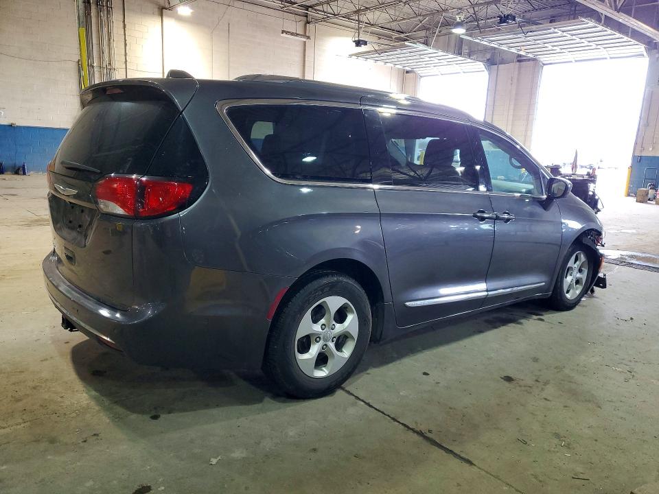 48422766 :رقم المزاد ، 2C4RC1EG8HR846808 vin ، 2017 Chrysler Pacifica مزاد بيع