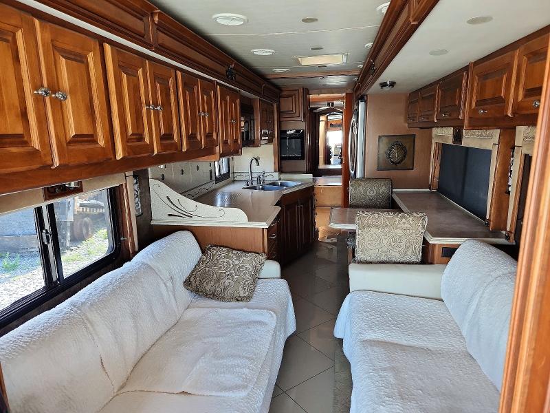 49763746 :رقم المزاد ، 4UZAB2BS4BCAY0377 vin ، 2011 Tiffin Motorhomes Inc Phaeton مزاد بيع