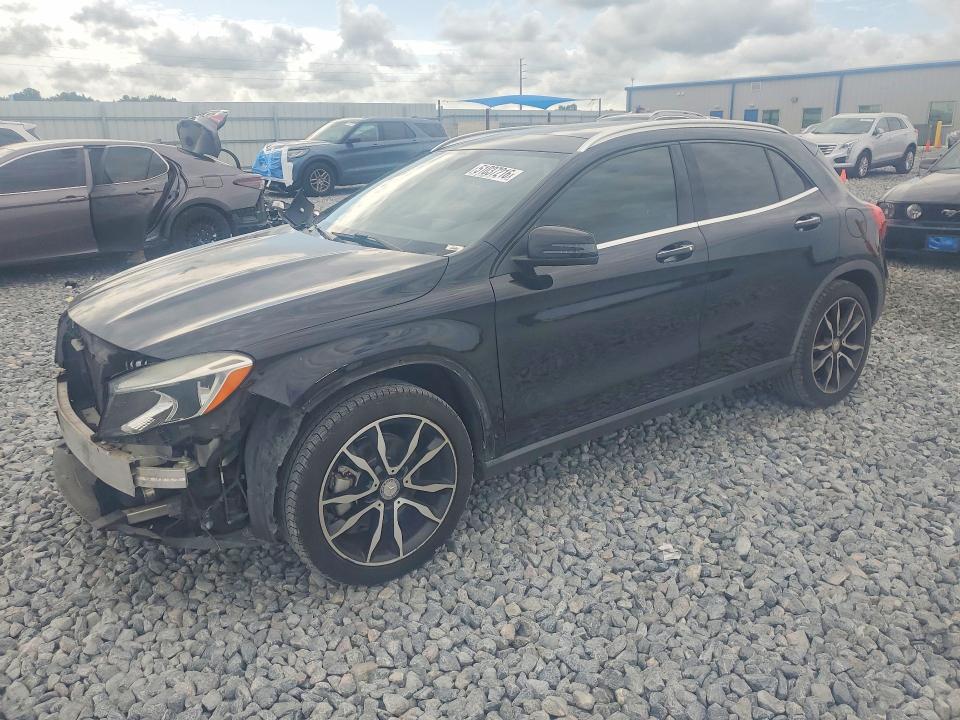 51037216 :رقم المزاد ، WDCTG4EB6FJ108775 vin ، 2015 Mercedes-benz Gla مزاد بيع