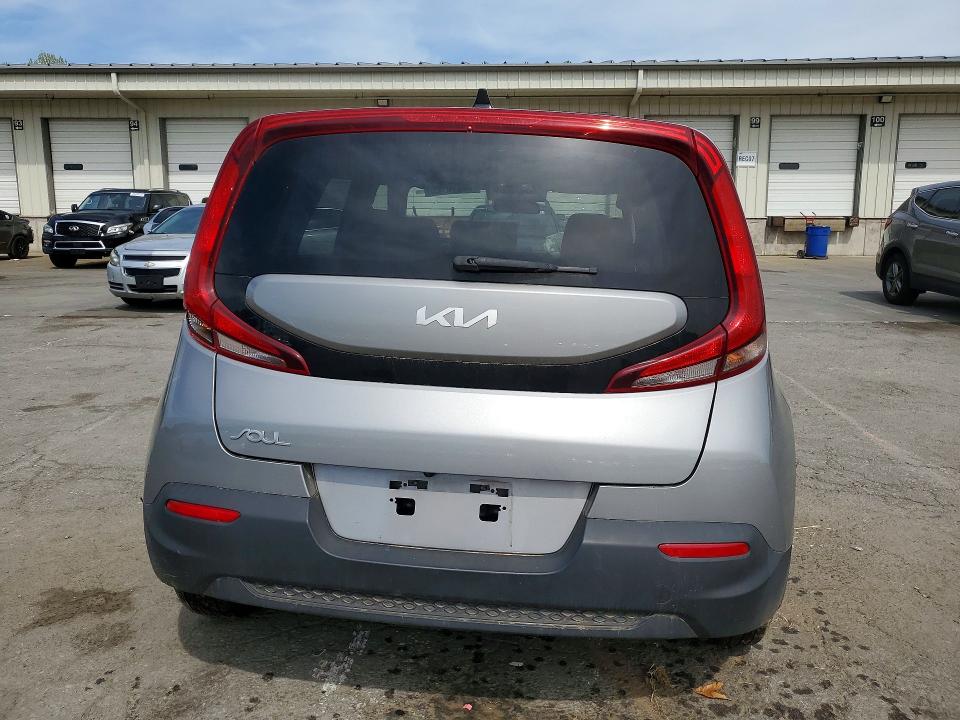 50313126 :رقم المزاد ، KNDJ23AU0N7811295 vin ، 2022 Kia Soul مزاد بيع