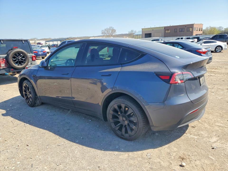 2023 Tesla Model Y მანქანა იყიდება აუქციონზე, vin: 7SAYGDEE2PF608840, აუქციონის ნომერი: 48176096