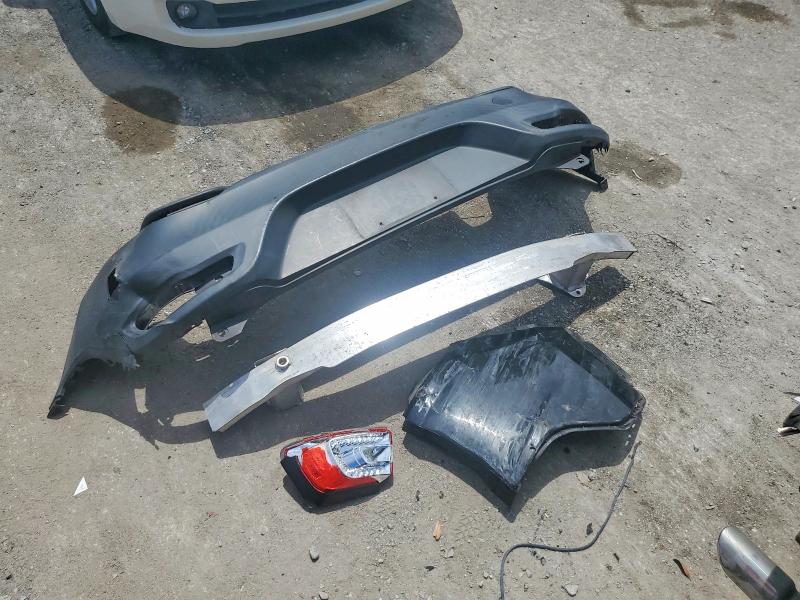 51984136 :رقم المزاد ، 1C4PJMCS8EW226887 vin ، 2014 Jeep Cherokee مزاد بيع
