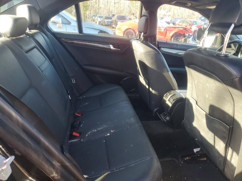 2010 Mercedes-benz C მანქანა იყიდება აუქციონზე, vin: WDDGF8HB0AF511715, აუქციონის ნომერი: 51328256