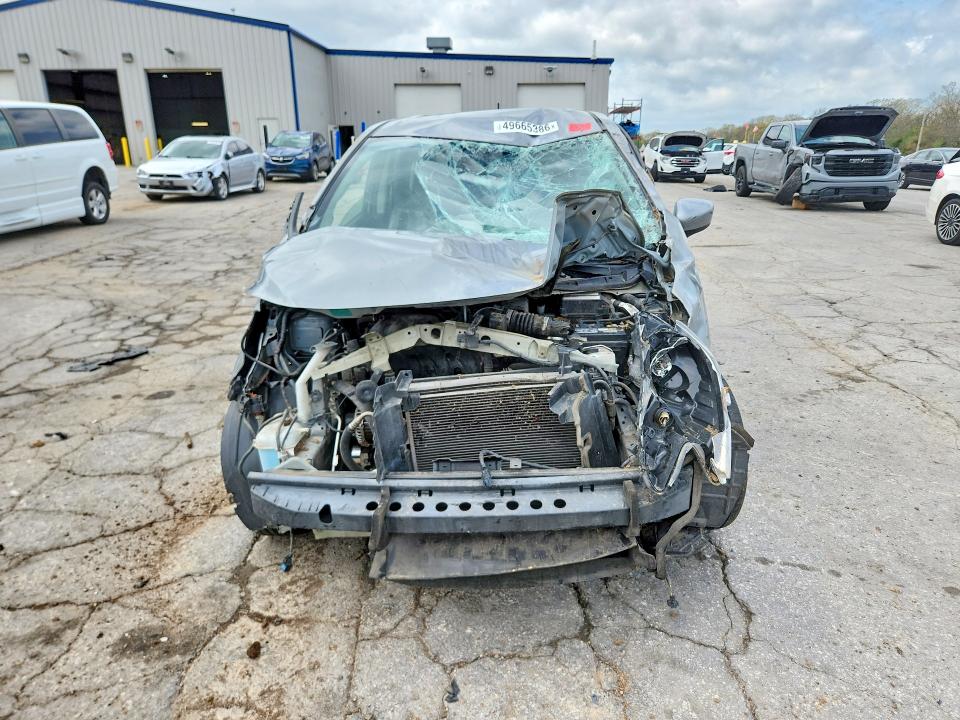 2015 Nissan Versa Note მანქანა იყიდება აუქციონზე, vin: 3N1CE2CP3FL426489, აუქციონის ნომერი: 49665386