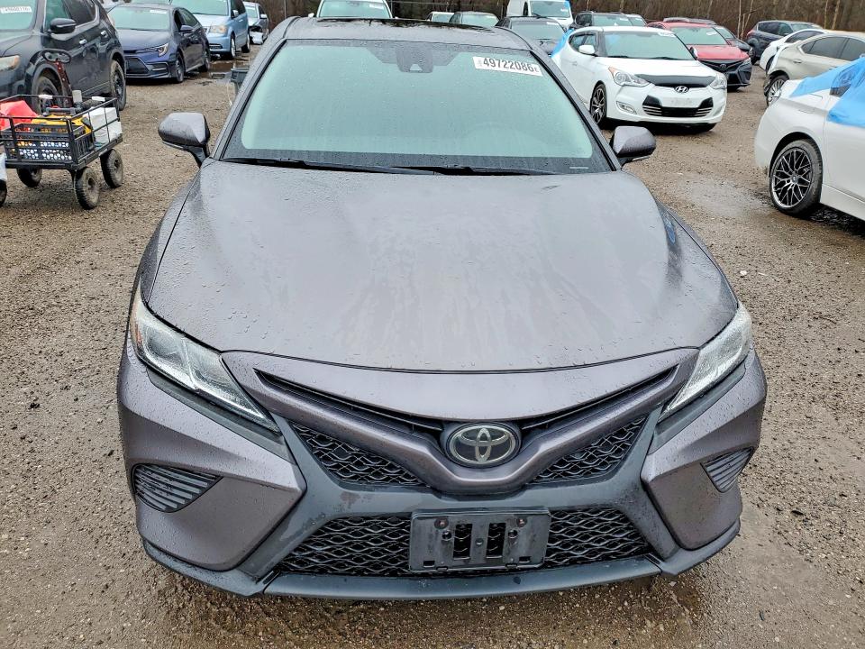 2019 Toyota Camry მანქანა იყიდება აუქციონზე, vin: 4T1B11HK4KU256067, აუქციონის ნომერი: 49722086
