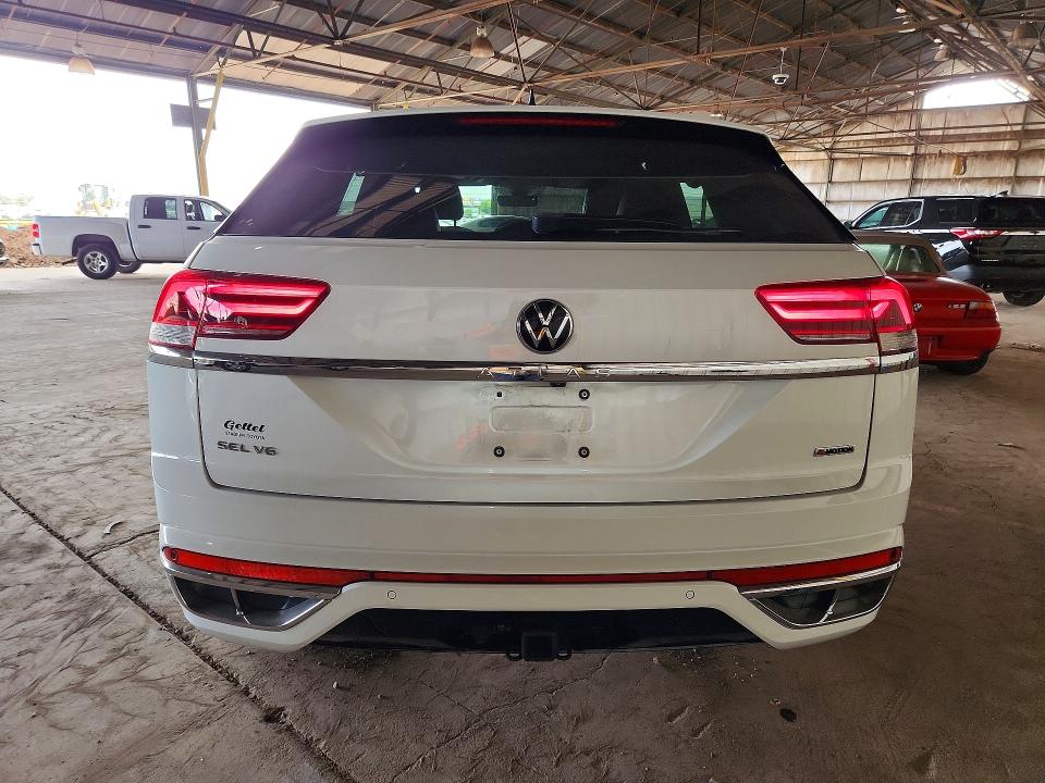 Продажа на аукционе авто 2022 Volkswagen Atlas Cross Sport, vin: 1V2SE2CAXNC204688, номер лота: 51886366